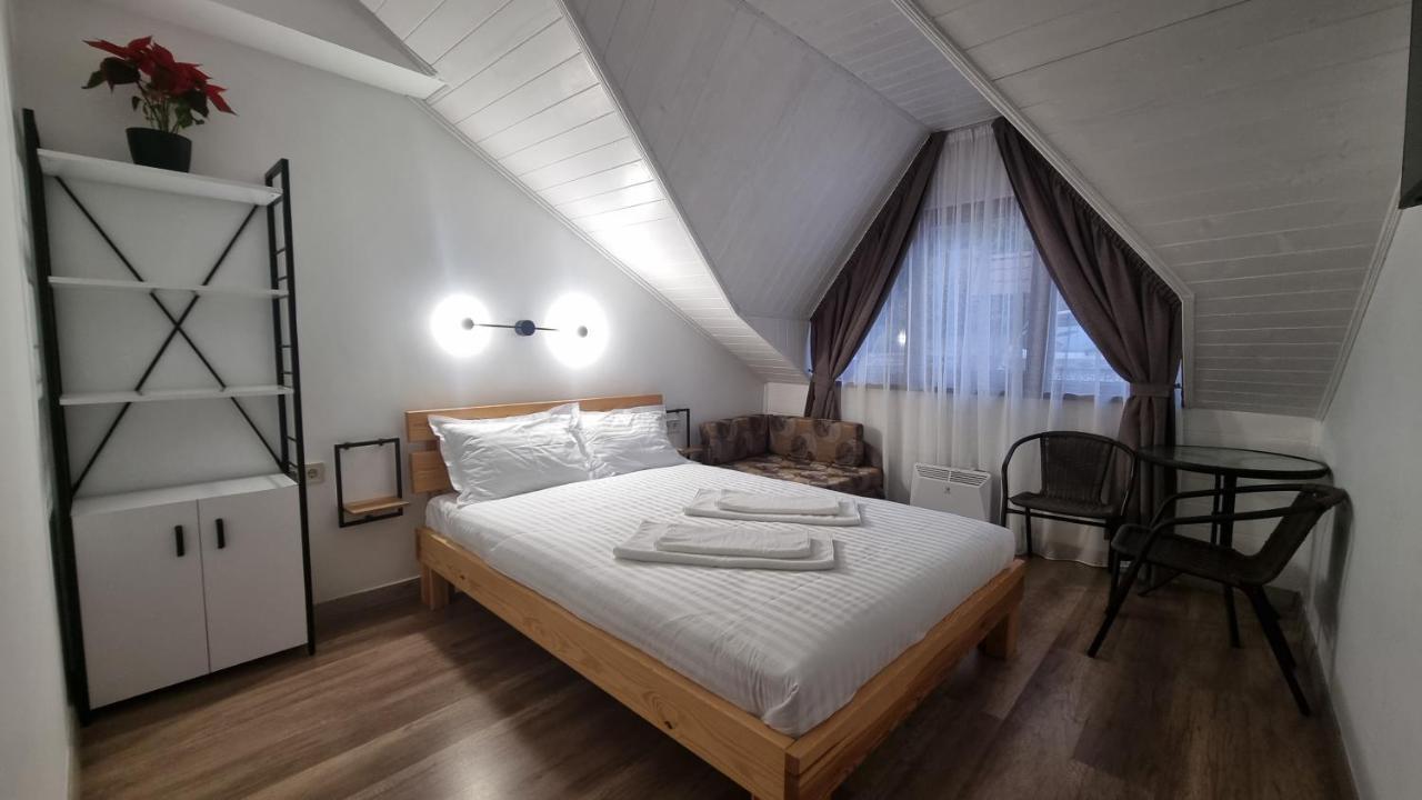 12 Місяців-Травень Hotel Slavske Exterior photo