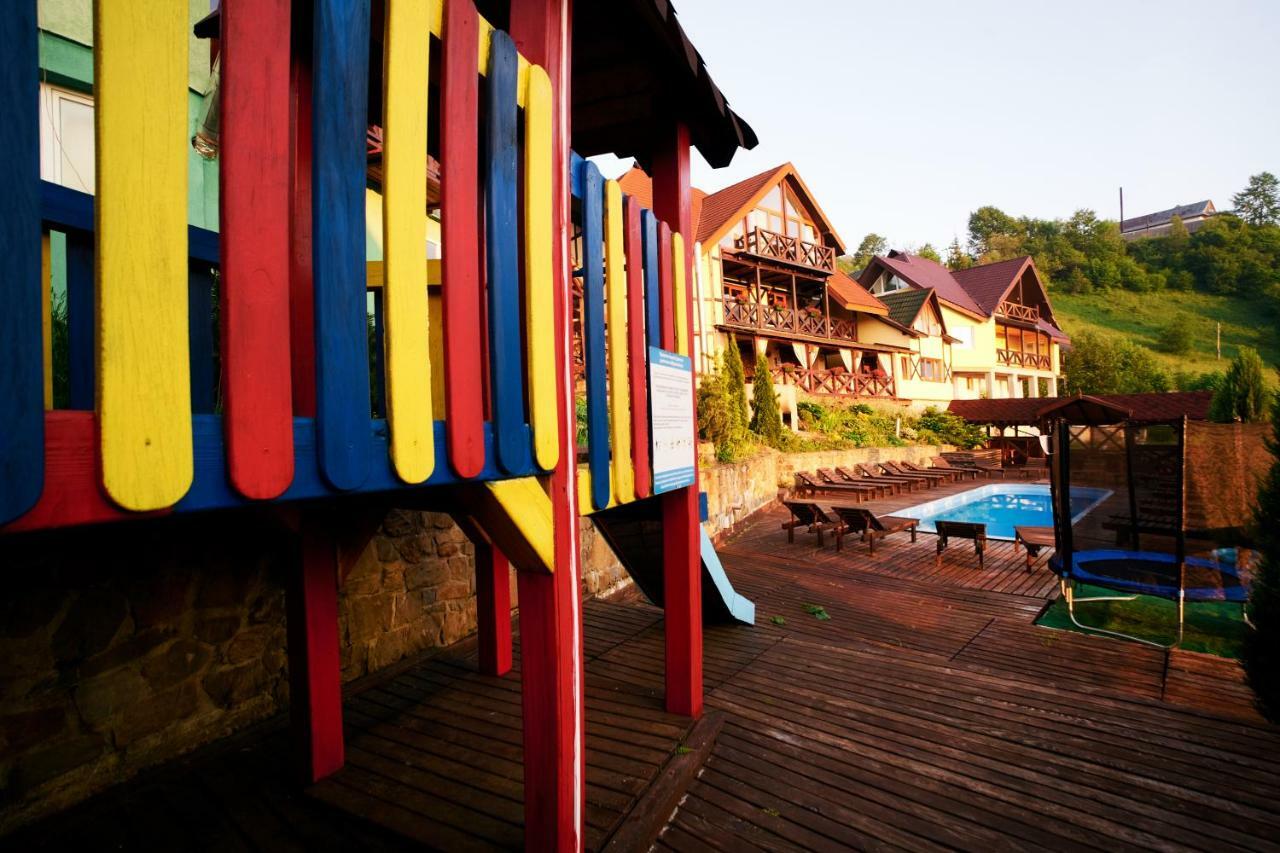 12 Місяців-Травень Hotel Slavske Exterior photo